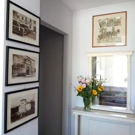 Bed & Breakfast Binario 5 Lucca