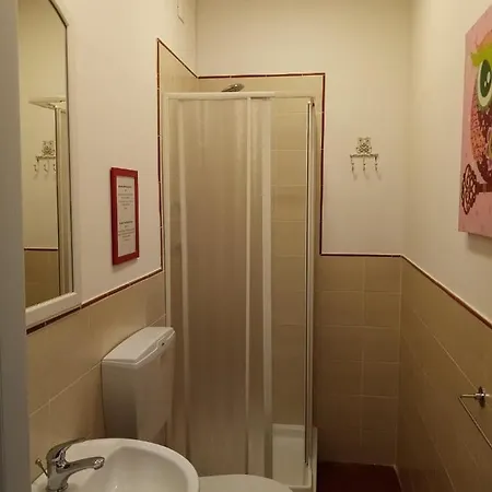 Bed & Breakfast Binario 5 Lucca